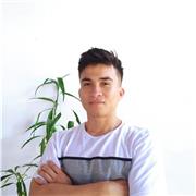 Profesor de Algoritmos y programación orientada a objetos ofrece clases a jovenes y adultos